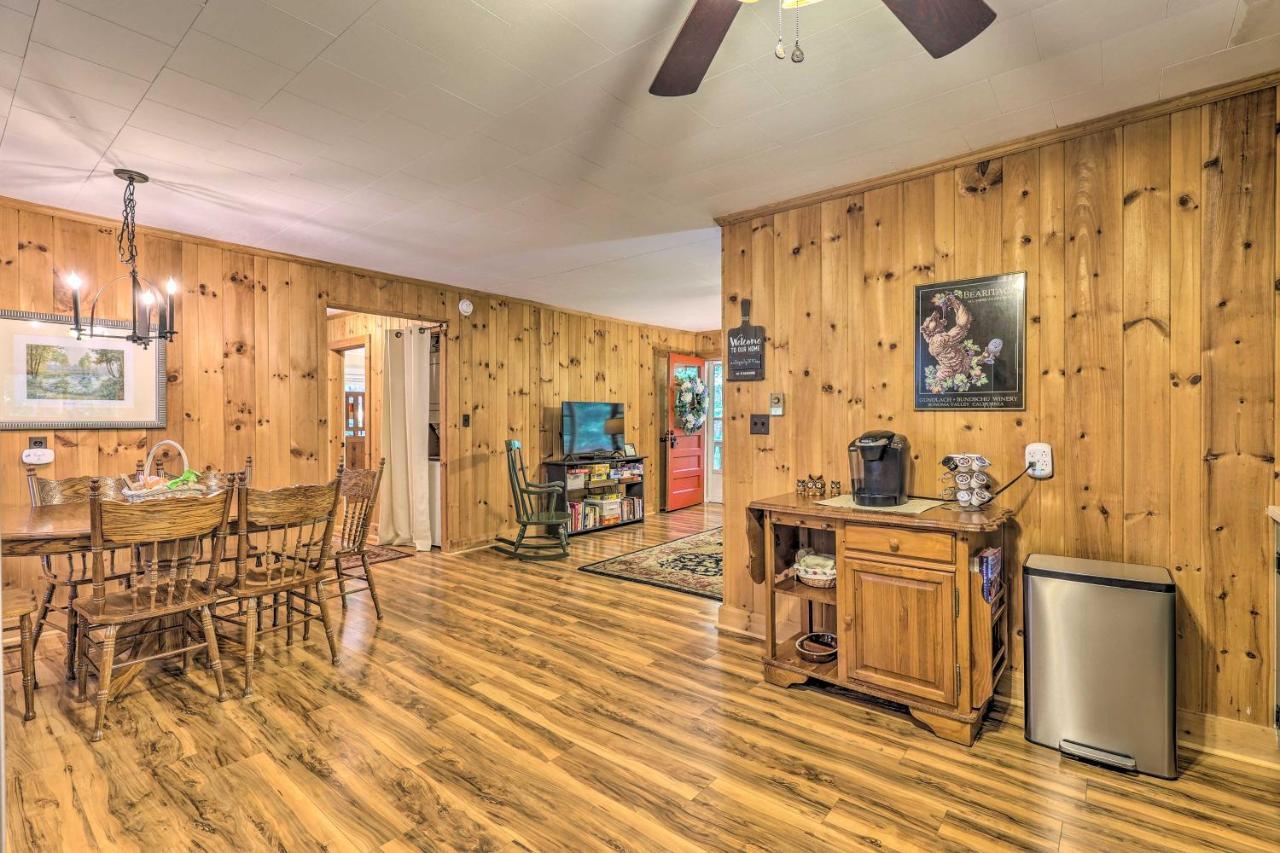 Villa Peaceful Roaring Gap Retreat With Fire Pit And Patio! Extérieur photo