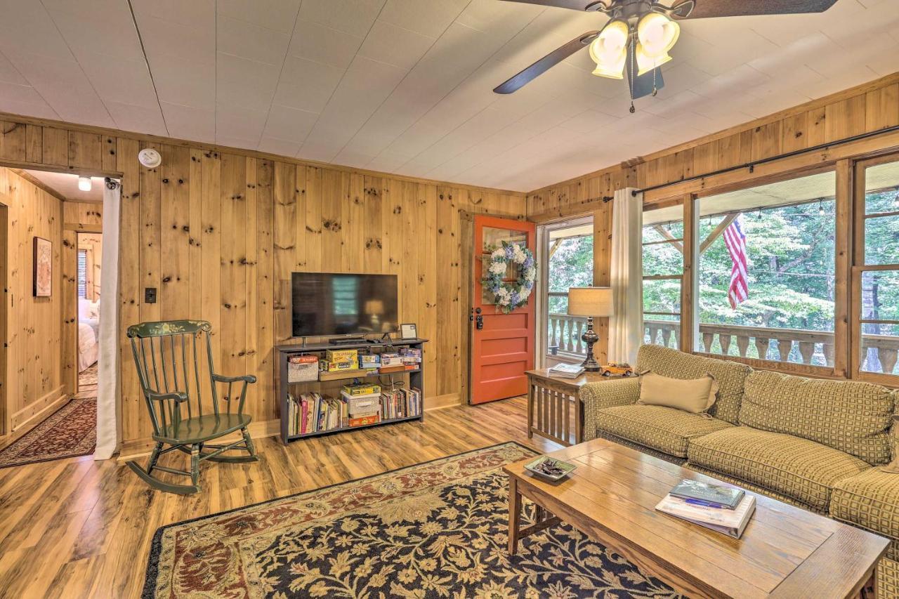 Villa Peaceful Roaring Gap Retreat With Fire Pit And Patio! Extérieur photo