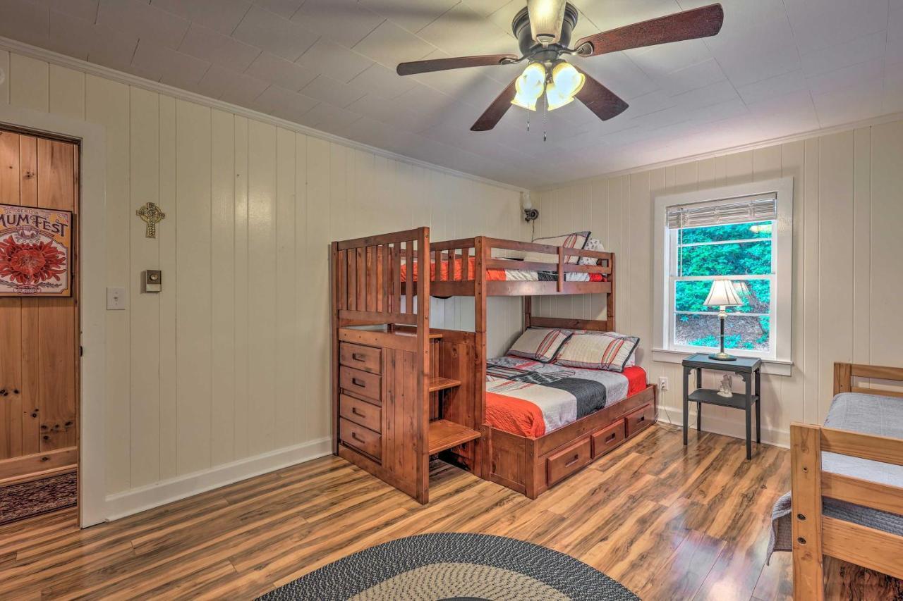 Villa Peaceful Roaring Gap Retreat With Fire Pit And Patio! Extérieur photo